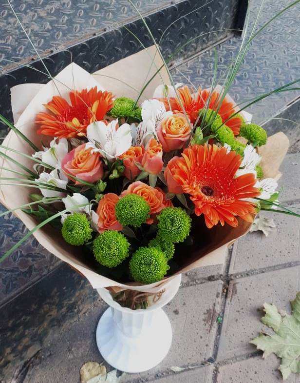 Букет цветов из: Герберы, Хризантемы, Альстромерии и Розы в Троицком