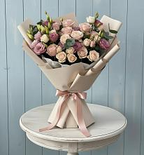 Букет цветов из:  Розы и Лизиантусы #REPLACE_PRED# Троицком