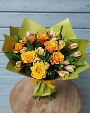Букет цветов из:  Альстромерии и Розы #REPLACE_PRED# Троицком