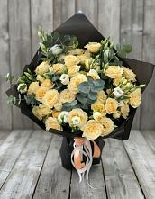 Букет цветов из:  Розы и Лизиантусы #REPLACE_PRED# Троицком