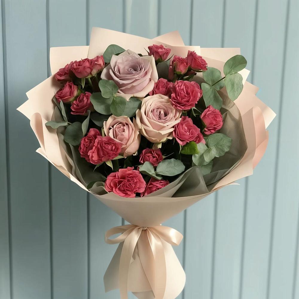 Букет цветов из: Гвоздики и Розы в Троицком