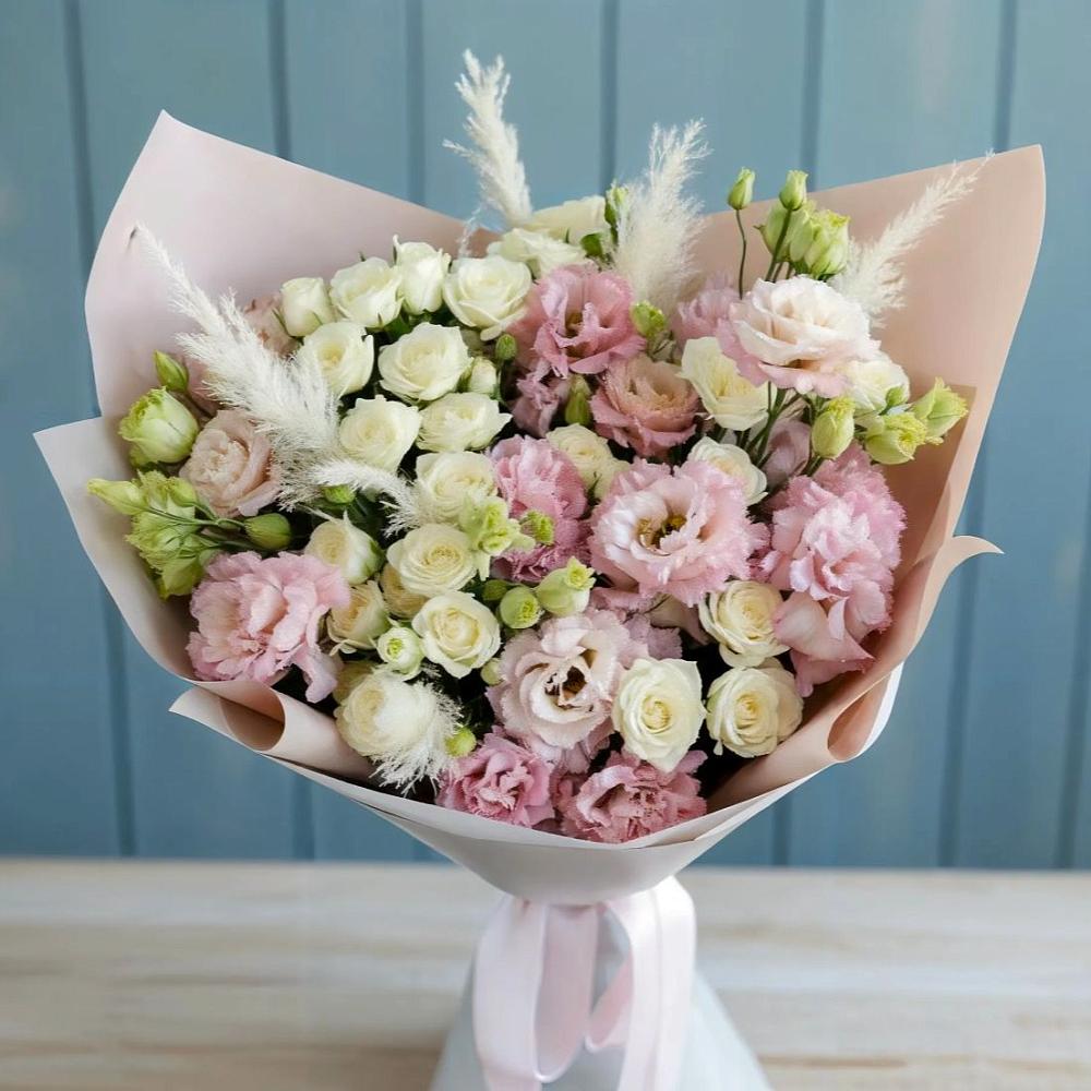 Букет цветов из: Альстромерии и Розы в Троицком