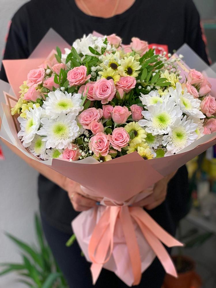 Букет цветов из: Розы и Хризантемы в Троицком