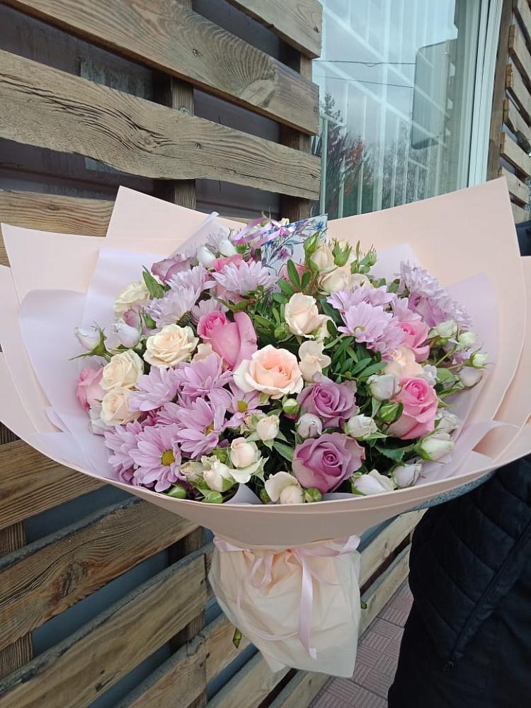 Букет цветов из: Розы и Хризантемы в Троицком