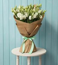 Букет цветов из:  Лизиантусы в Троицком