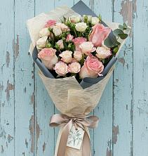 Букет цветов из:  Розы в Троицком