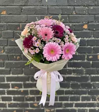 Букет цветов из:  Герберы и Хризантемы в Троицком