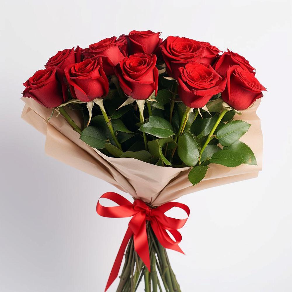 Букет 11 Красных роз Эдлесс Лав в Троицком