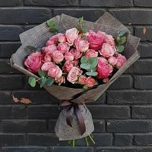 Букет цветов из:  Розы в Троицком